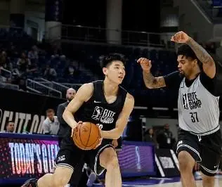 姚明易建联领跑！ NBA历史上已有8名中国球员入选